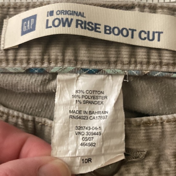 GAP Low Rise Boot Cut Corduroy Jeans Pants Size 10R 1% Spandex - Picture 12 of 13